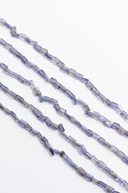 Hilo de Azurita Piedras Finas