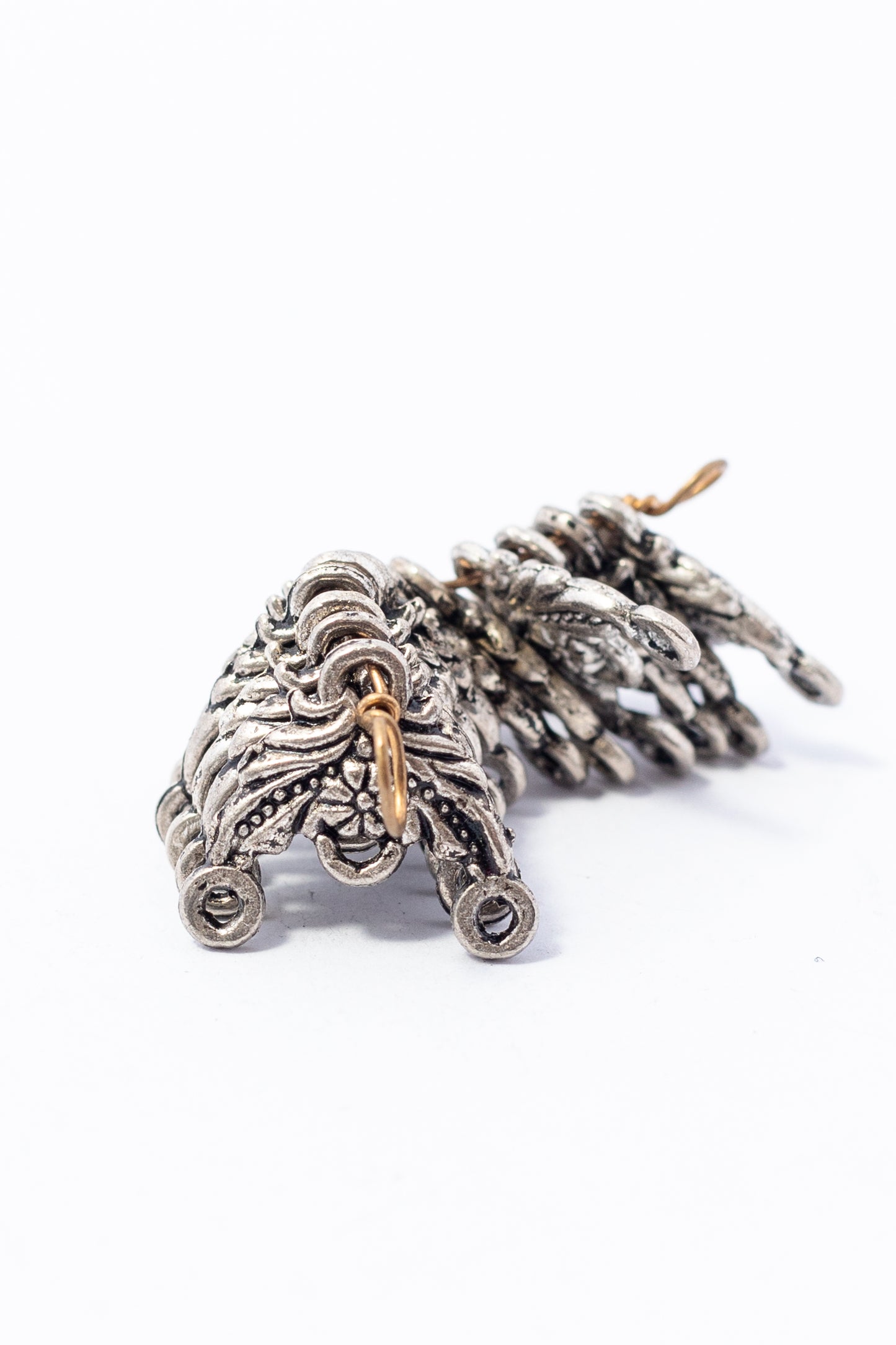 Hilo de Pewter Flor Ornamento