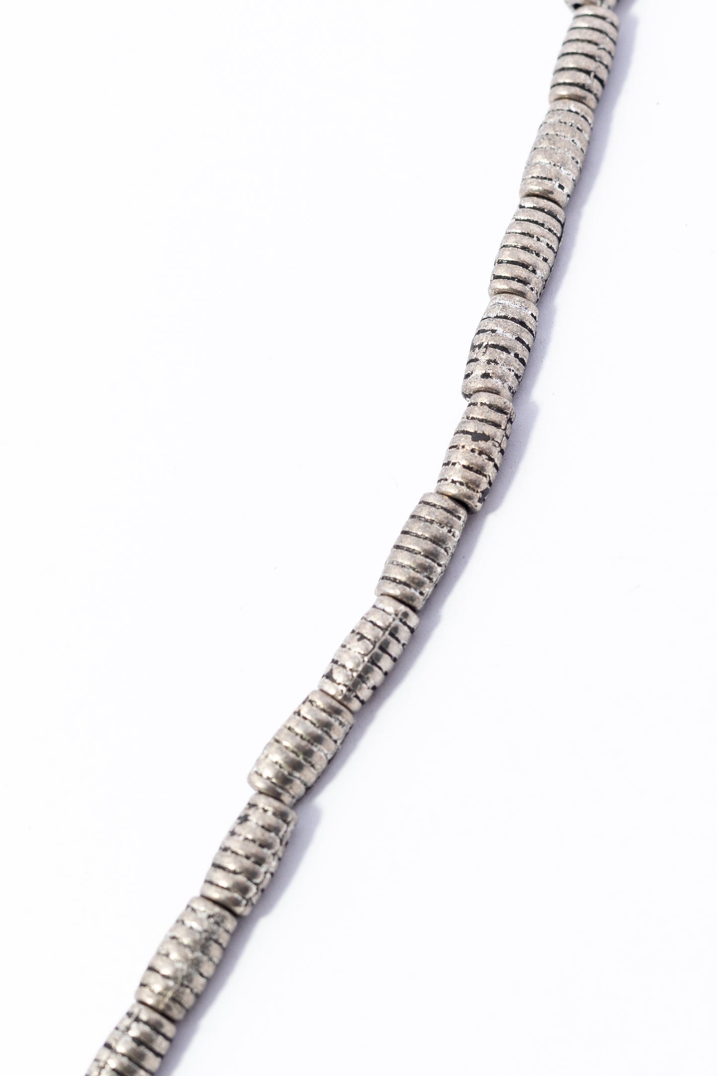 Hilo de Pewter Cilindro Rayado