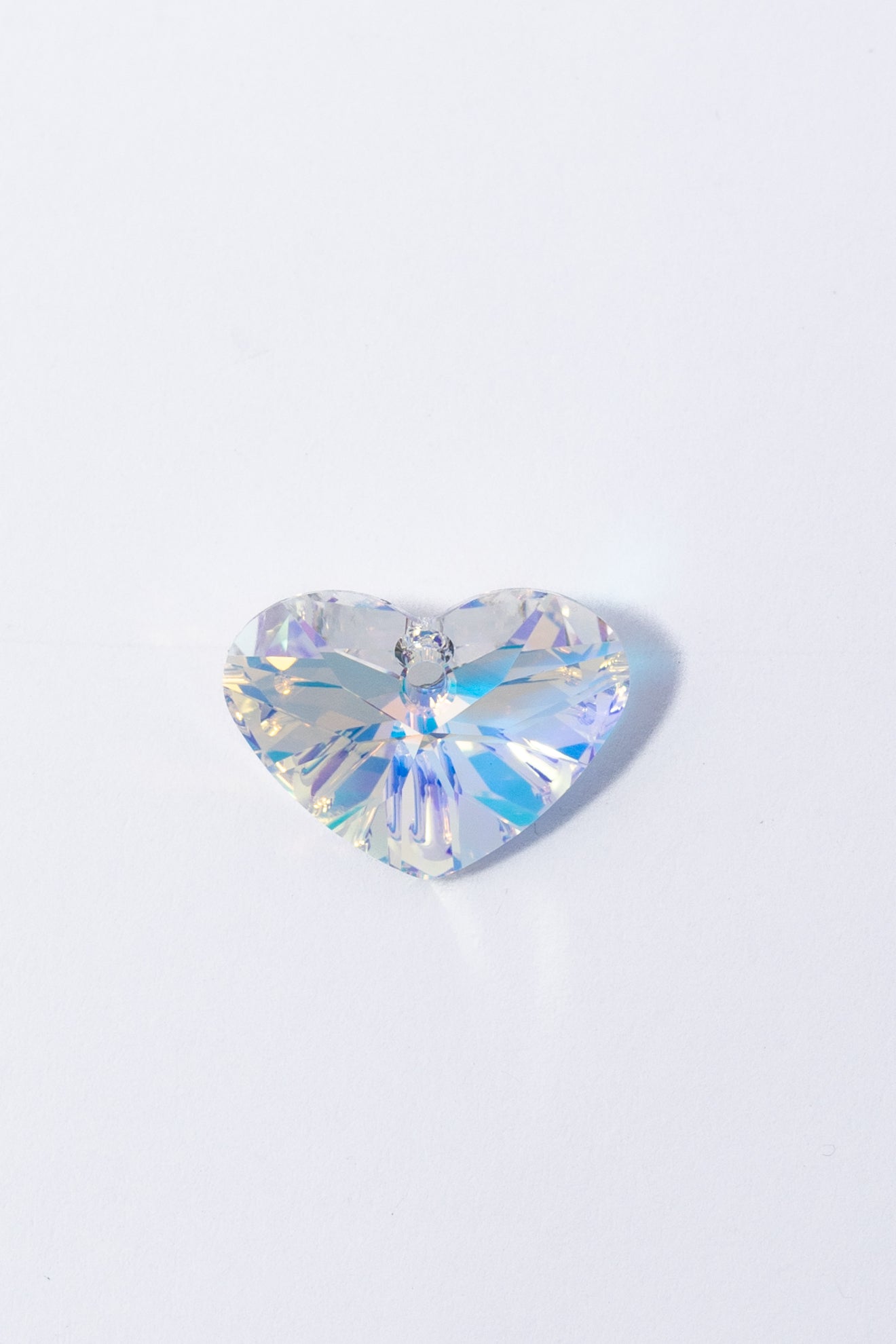 Dije de Swarovski Corazón Chato Facetado
