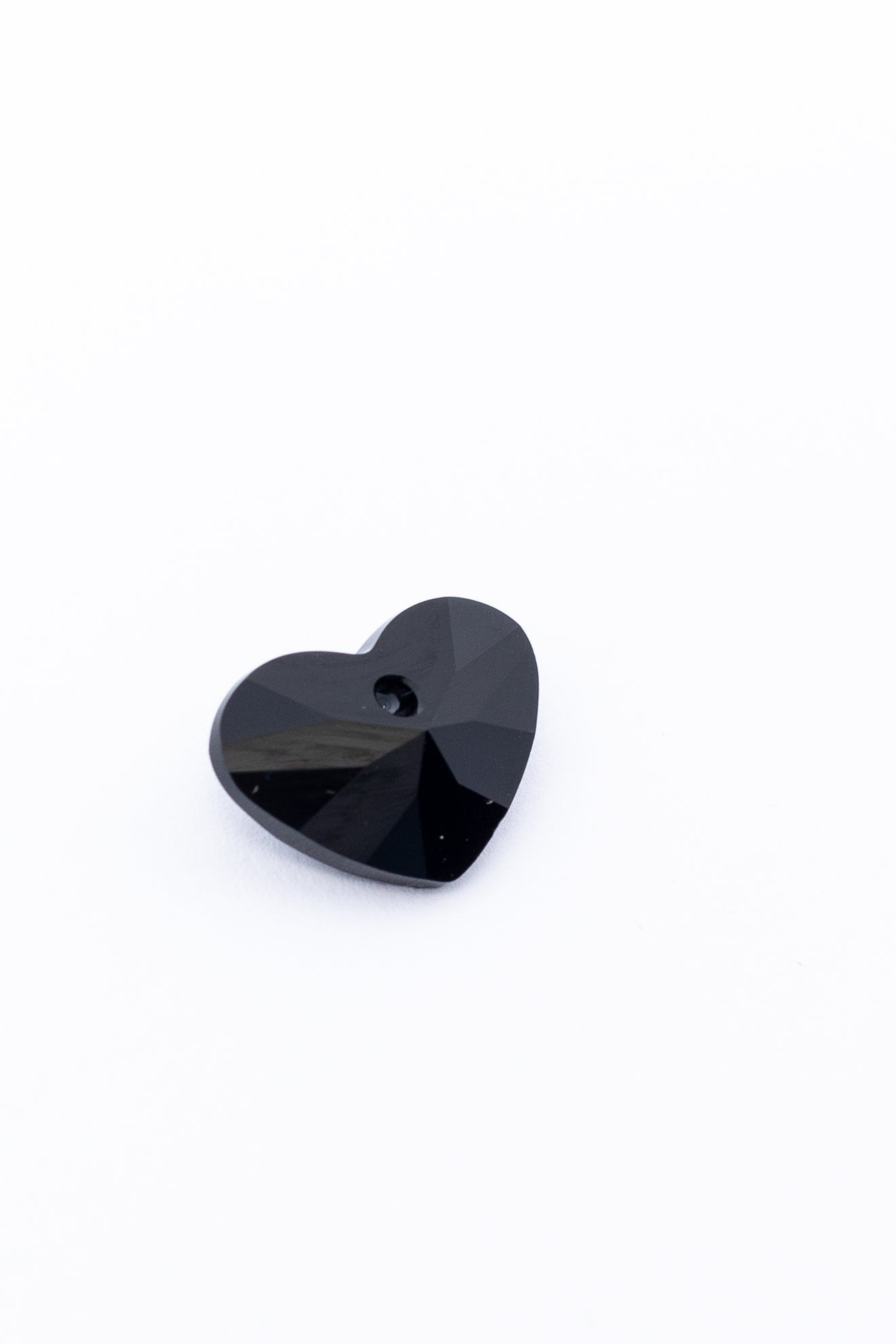 Dije de Swarovski Corazón Chato Facetado