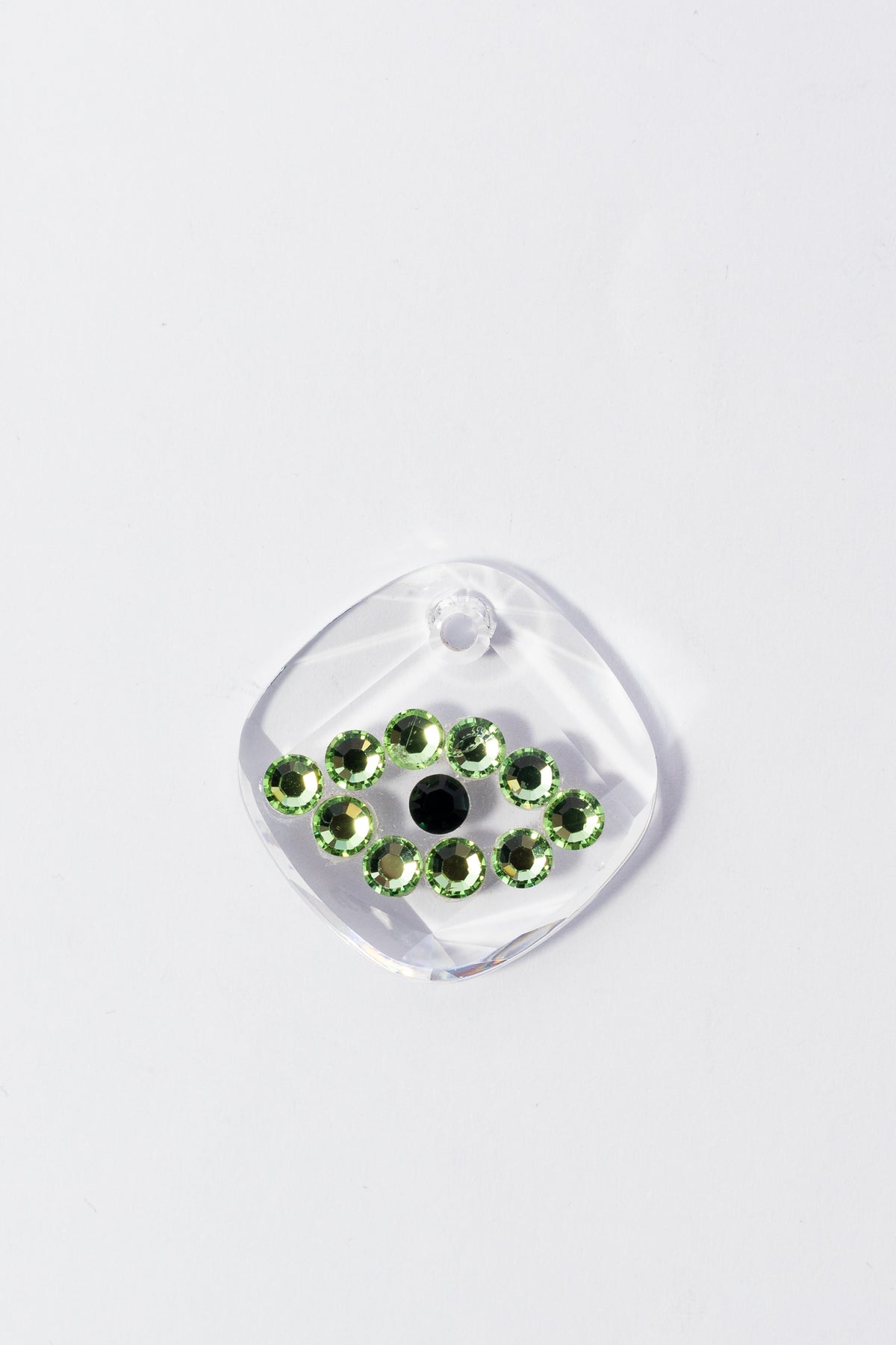 Dije de Swarovski con Ojo