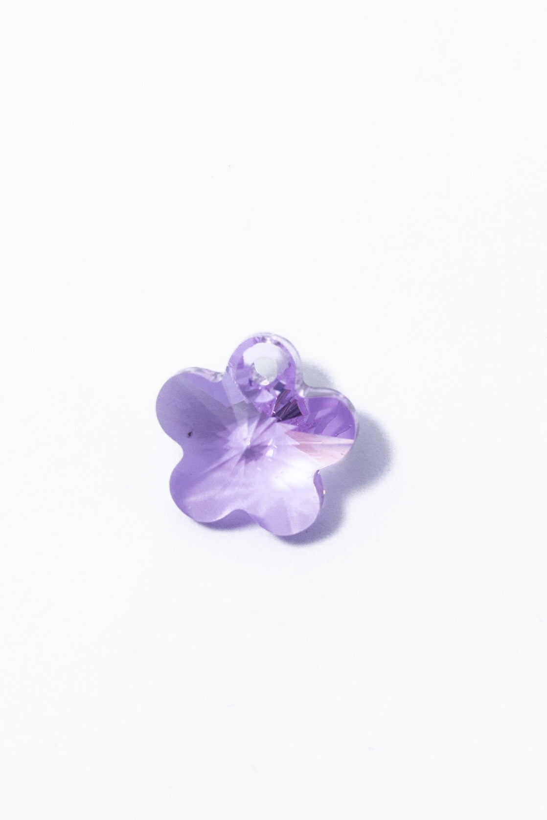 Dije de Swarovski Flor Facetada