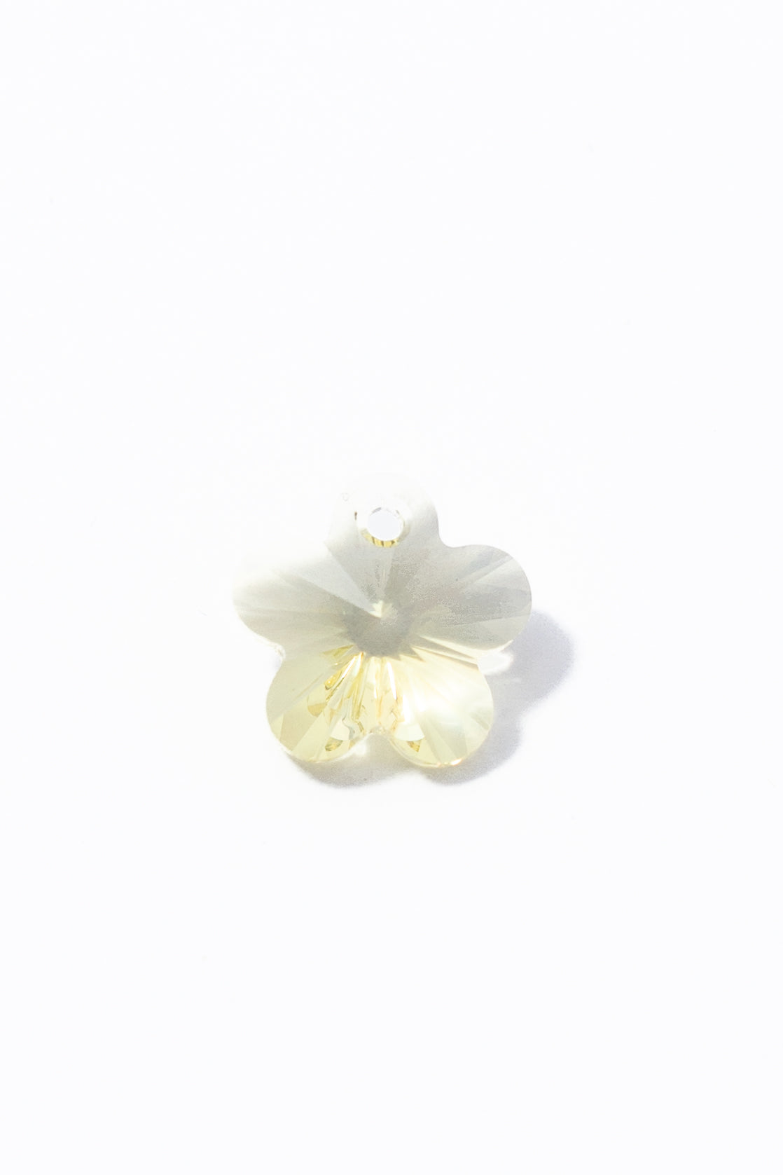 Dije de Swarovski Flor Facetada