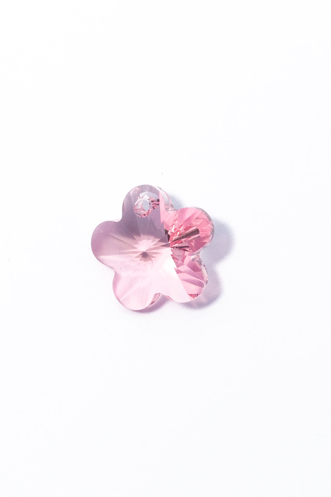 Dije de Swarovski Flor Facetada