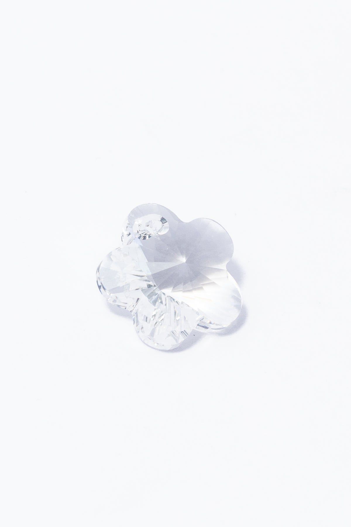 Dije de Swarovski Flor Facetada