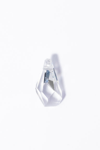 Dije de Swarovski Gota Facetada Irregular