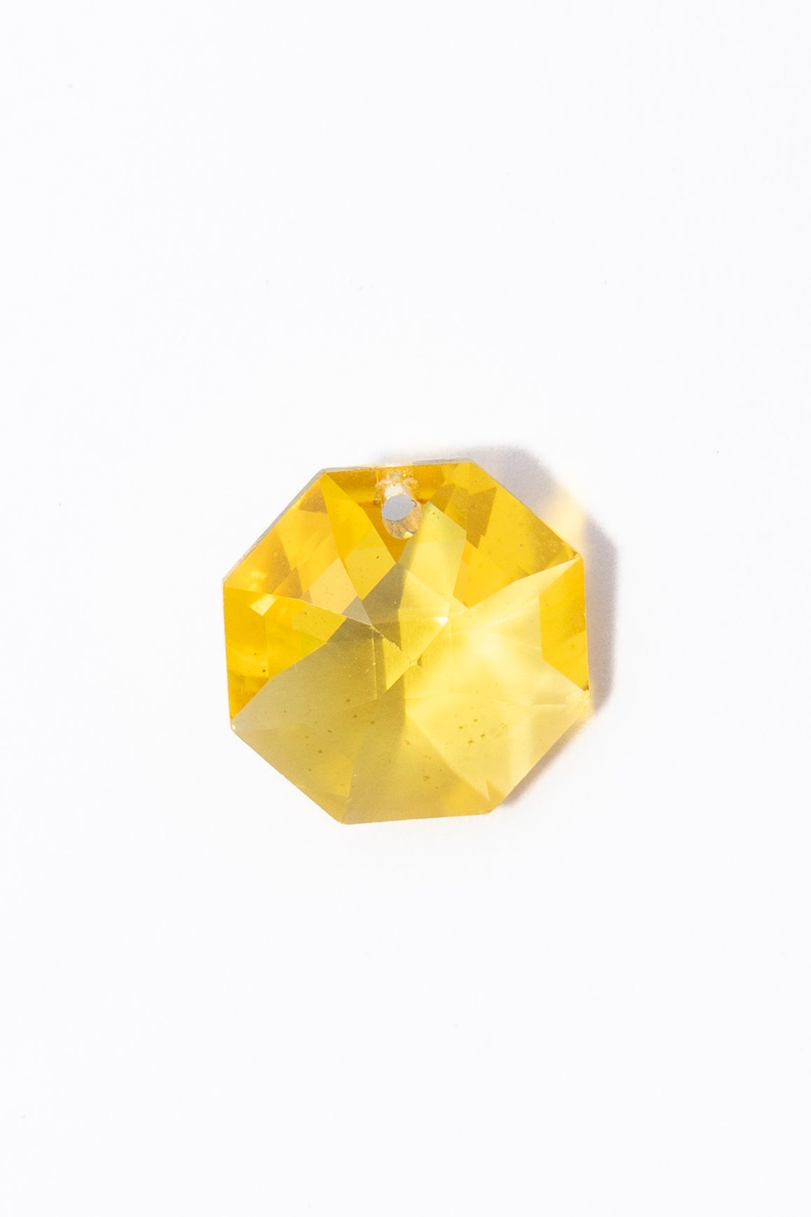 Dije de Swarovski Hexagono
