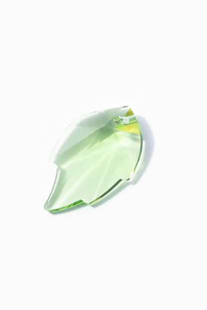 Dije de Swarovski Hoja